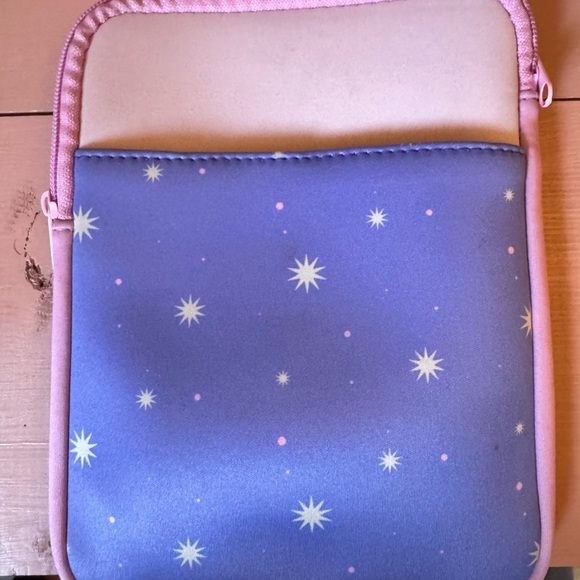 Purple and Pink 'Busy Reading' Tablet Sleeve - Picture 2 of 2
